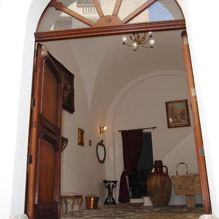 B & B Palazzo Maestro & Corte Maestro Rooms 加利波利 外观 照片