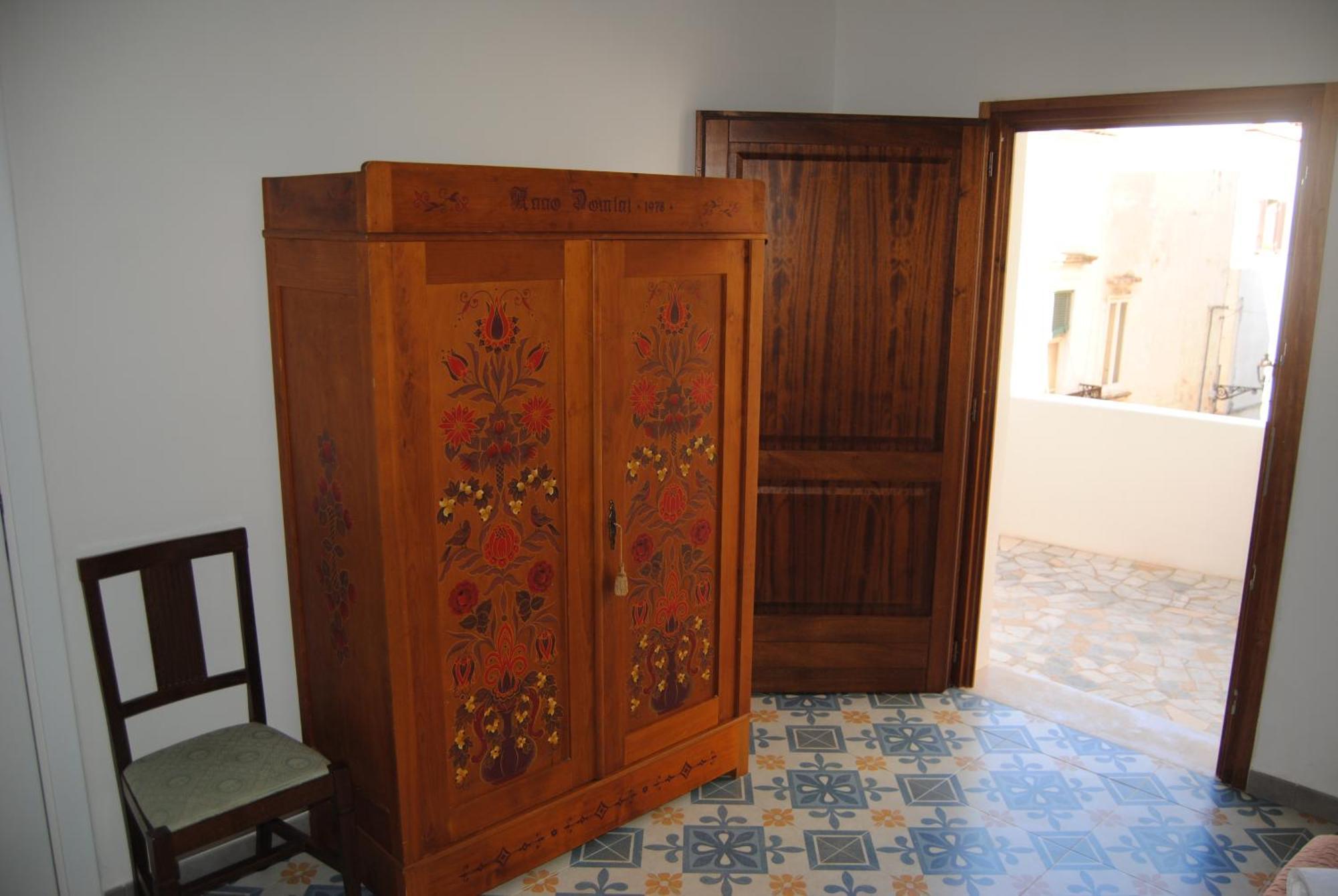 B & B Palazzo Maestro & Corte Maestro Rooms 加利波利 客房 照片