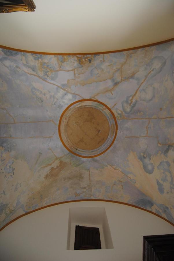 B & B Palazzo Maestro & Corte Maestro Rooms 加利波利 外观 照片