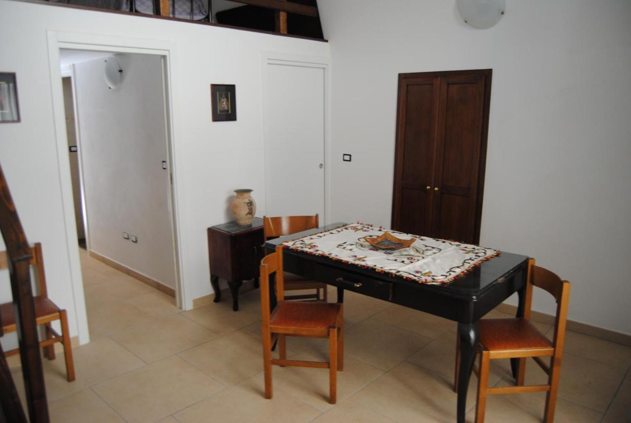 B & B Palazzo Maestro & Corte Maestro Rooms 加利波利 客房 照片